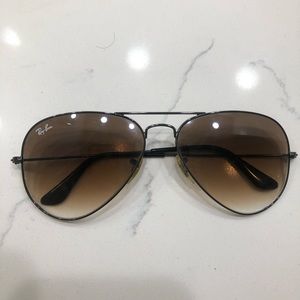 Ray Ban Aviator Sunglasses